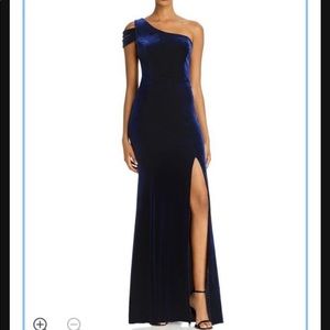 Aqua size 10 dress in Green